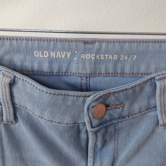 Old Navy Light Blue Rockstar Skinny Jeans - Picture 2 of 6